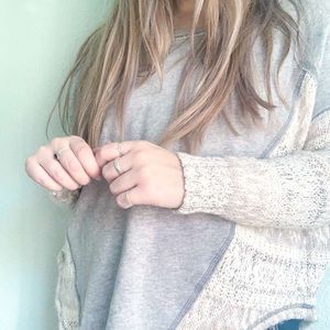 grey and white free people sweater!